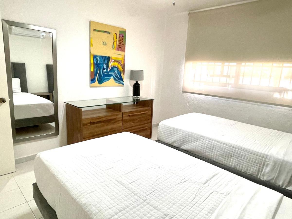 D1 Prime Location 3 Bedroom Ground Floor Spacious Apartment Cancún Exteriör bild